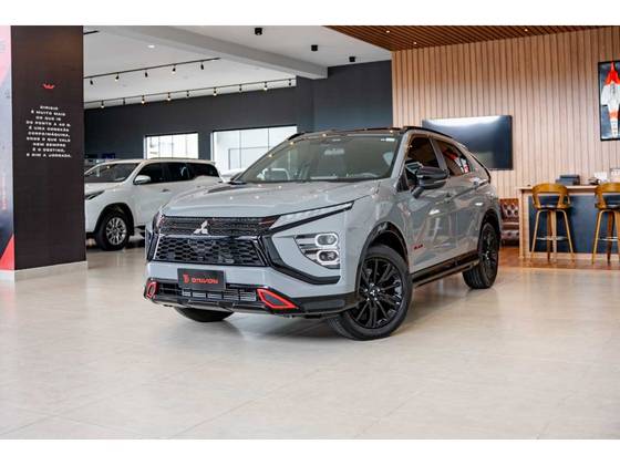 MITSUBISHI ECLIPSE CROSS 1.5 MIVEC TURBO GASOLINA HPE BLACK CVT